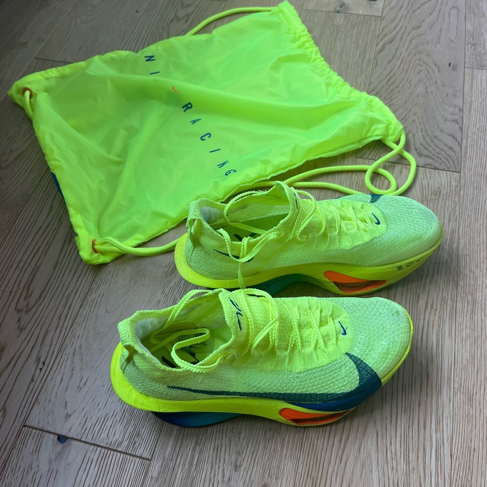 Nike Alphafly 3 Running Shoes with Drawstring Bag